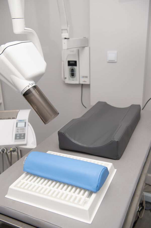 Aids set for dental exams - Image 2